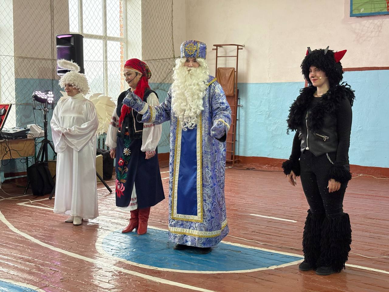 Photo 5336943194446433388 y